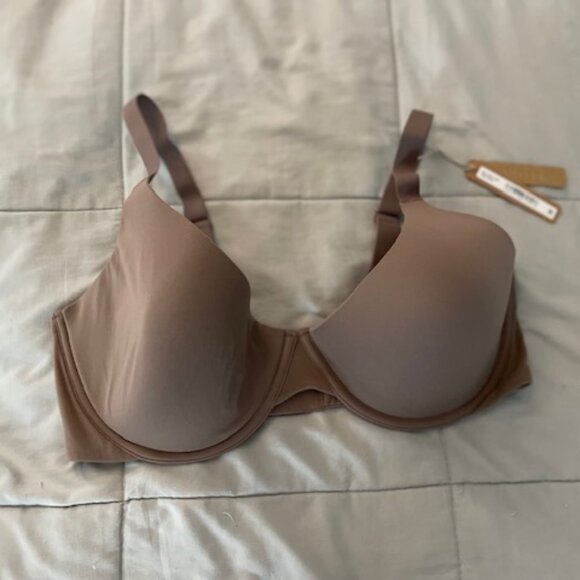 NWT SKIMS Bra BUNDLE Four x 40 DD Foam Cups Underwire Lightweight Umber Neutral - Picture 2 of 8